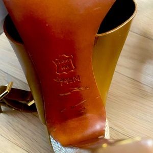 Tory Burch dressy heels, worn once or twice. In very good condition.